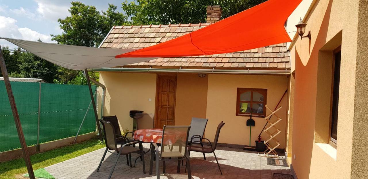 Limonade Apartman Ac Agard Elmenyfuerdo Mellett Gárdony Exteriör bild